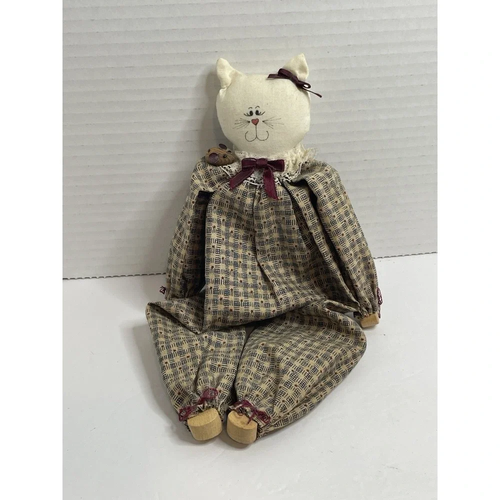 Cat Wooden Body Sitting Shelf Handmade Country Kitten Calico Clothes Wood Feet